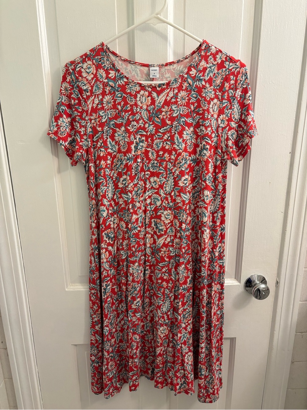 Old Navy Red Floral Short-Sleeve Midi Dress with Teal Accents